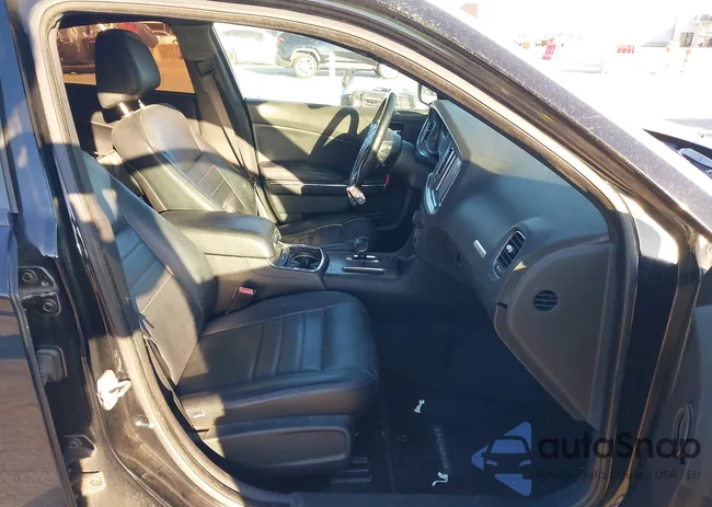 2C3CDXHG5DH502133: 44140892