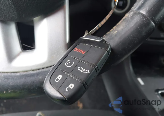 2C3CDXJG0EH351696: 44140907