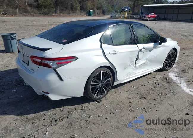 4T1B61HK7JU015720: 44140929