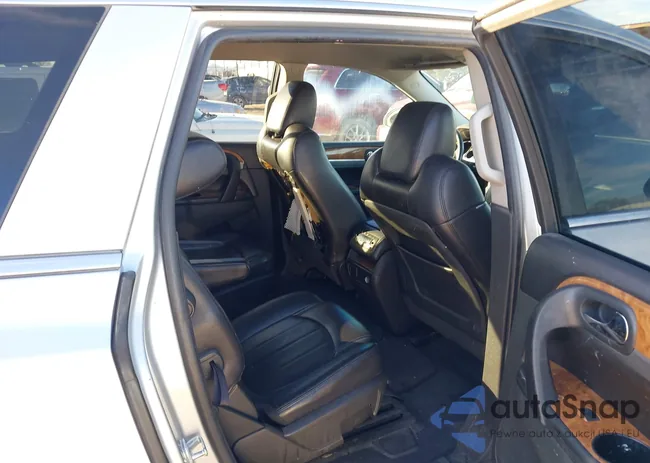 5GAKRDED0CJ272727: 44141035