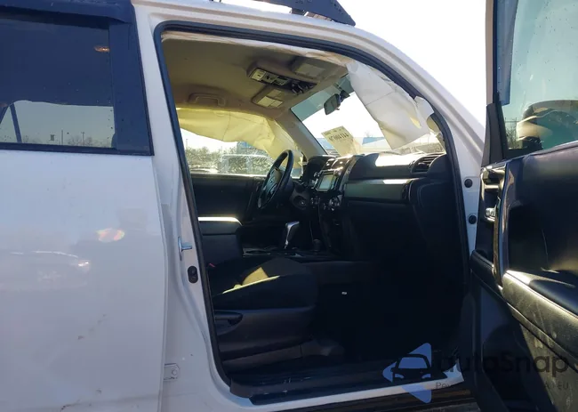 JTEBU5JR7J5605673: 44140070