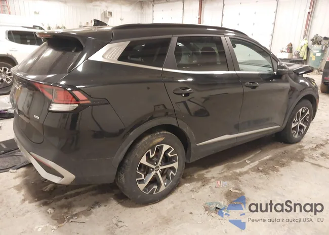 KNDPVCAGXP7076811: 44140107