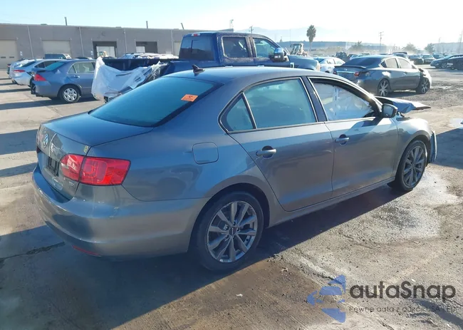 3VWLL7AJ0EM277706: 44140109