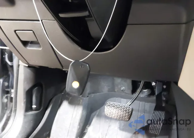 LRBFX1SA1KD021533: 44140123