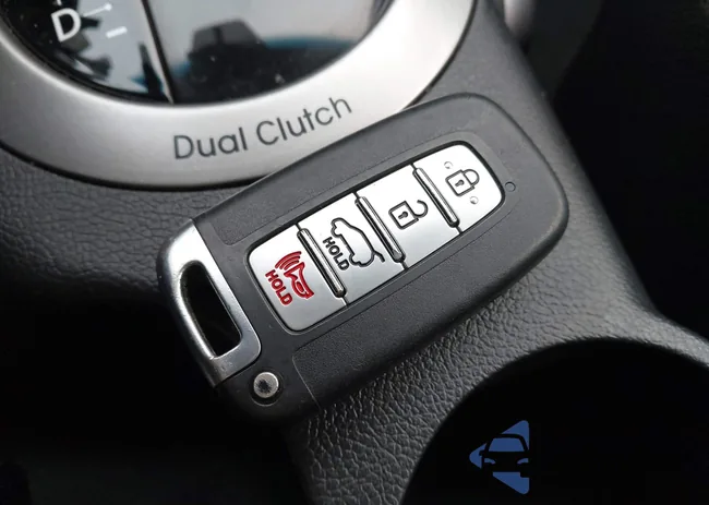 KMHTC6AD3CU029431: 44140142