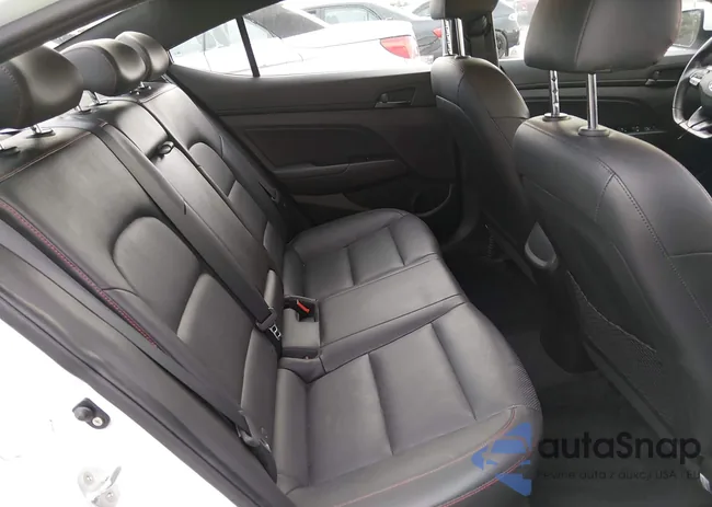 KMHD04LB6JU521624: 44140354