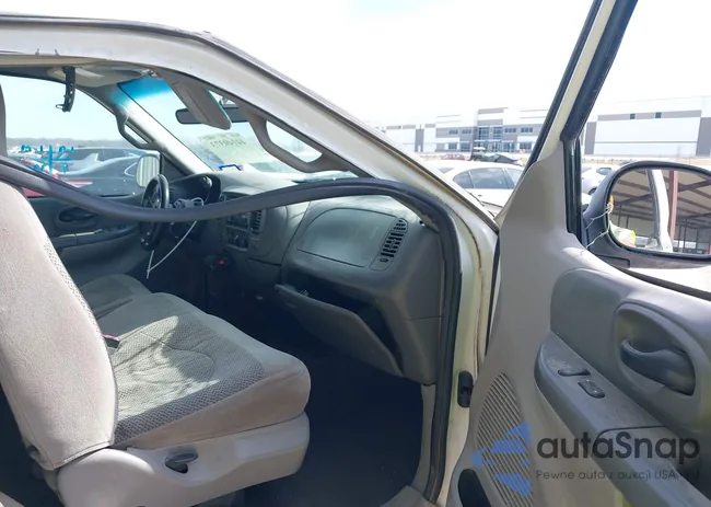 1FTRX18LXYNB89407: 44140373