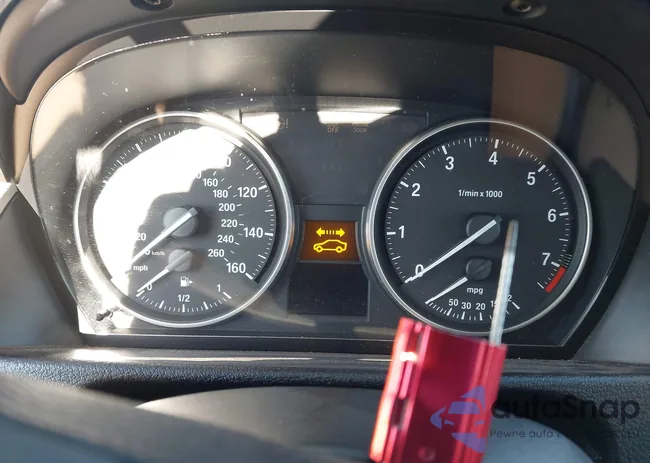 WBAVL1C59DVR81963: 44140440