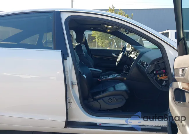 WAUEH74F58N045159: 44141488