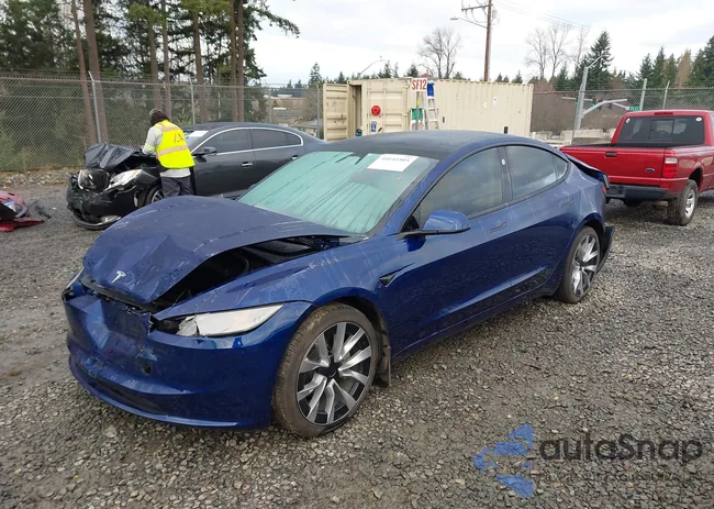 5YJ3E1EB3RF816178: 44141505