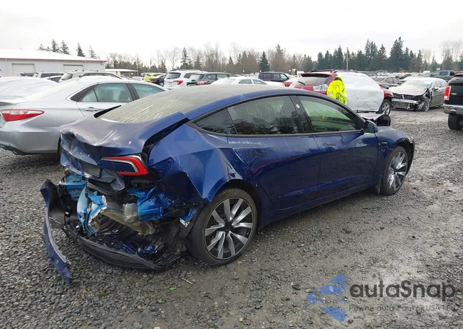 5YJ3E1EB3RF816178: 44141505