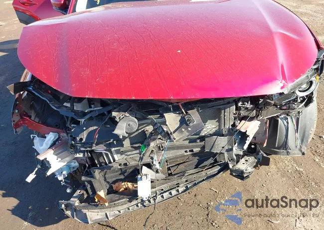 3MVDMBDM3PM560020: 44141515