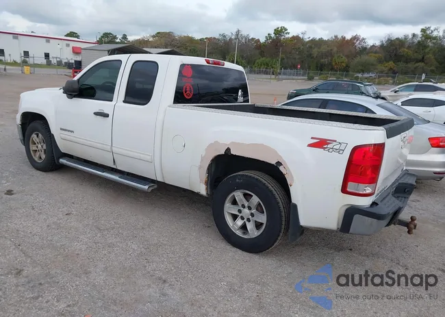 1GTSKVE39AZ211102: 44141564