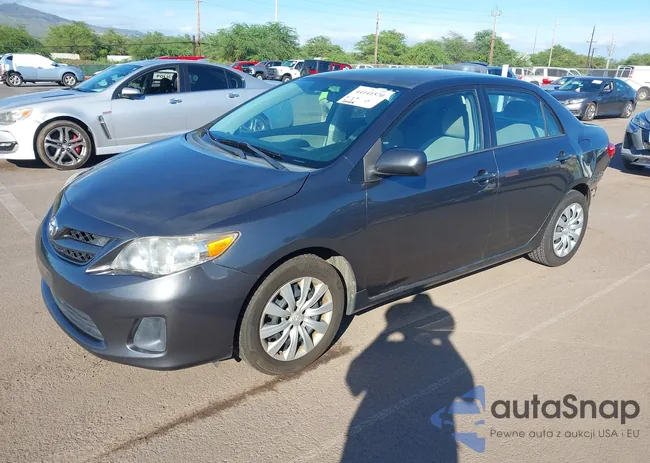 2T1BU4EE9CC761838: 44141570