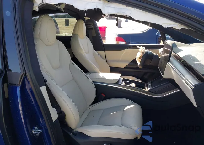 7SAXCBE66NF358312: 44141595