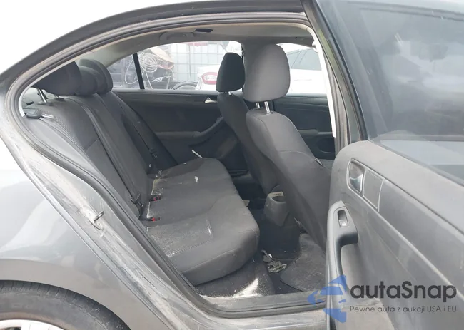 3VW1K7AJ0CM427885: 44141708