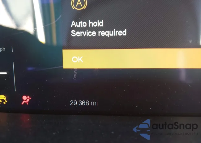 YSMET3KAXPL122902: 44141758