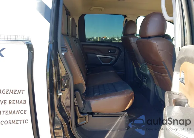 1N6AA1E52HN536777: 44141765