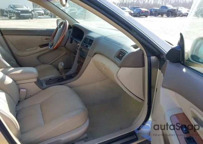 JT8BF28G510310505: 44141811