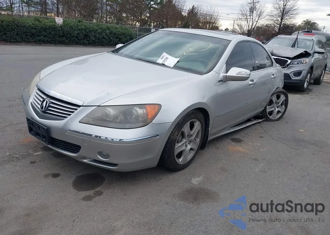 JH4KB16576C003060: 44141828