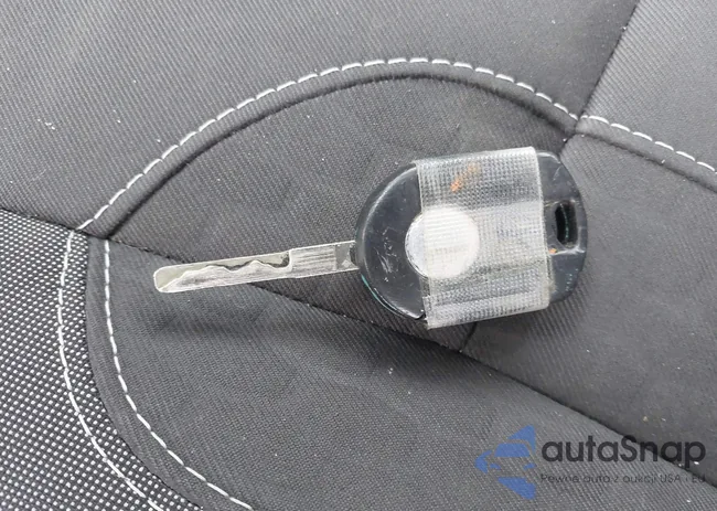 3FADP4EJ4FM152560: 44141838