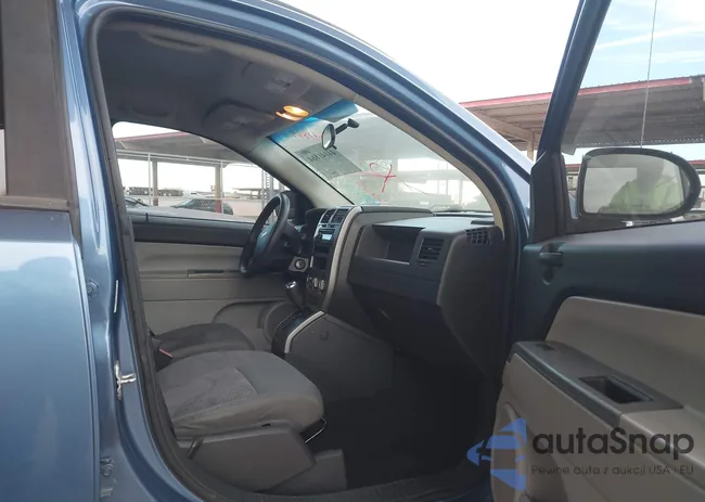 1J8FF47W17D166212: 44141864