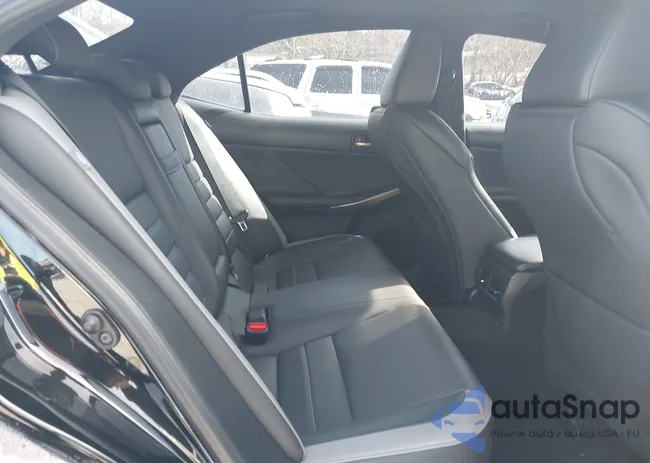 JTHGA1D23L5106638: 44141877