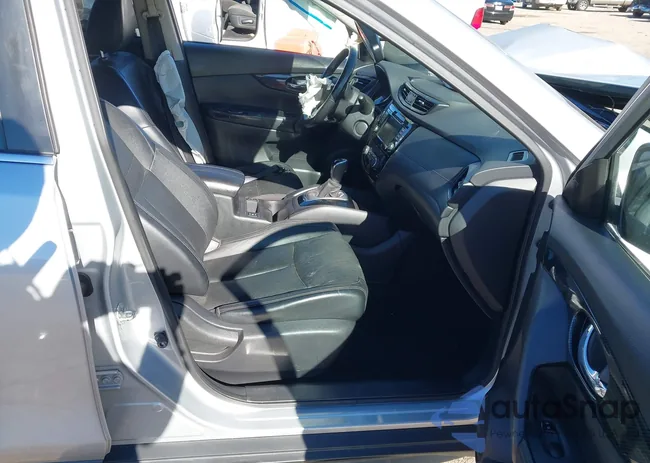 JN8AT2MV4JW315951: 44141960