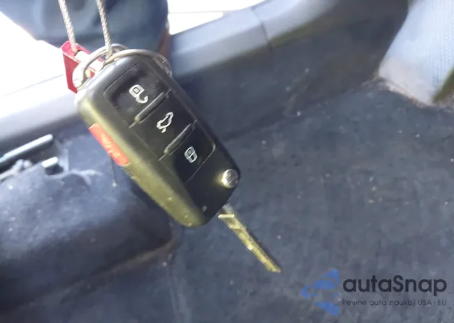 1VWBT7A30EC046478: 44141976