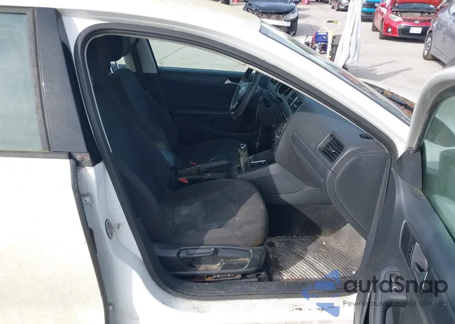 3VW1K7AJ5FM417602: 44141985