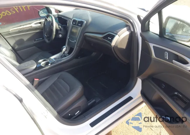 3FA6P0PU9DR351404: 44142000