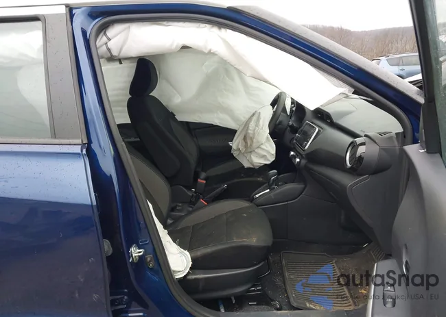 3N1CP5CU0KL495765: 44142003