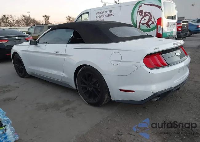 1FATP8UH5K5123506: 44141082