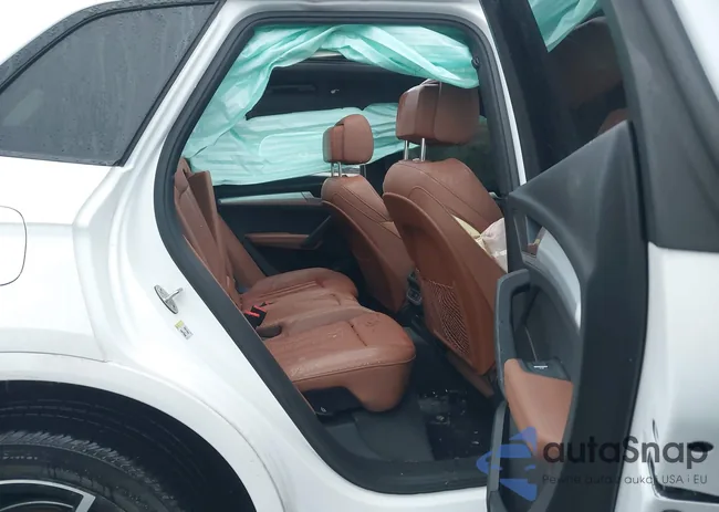 WA1EAAFY2S2000928: 44141357