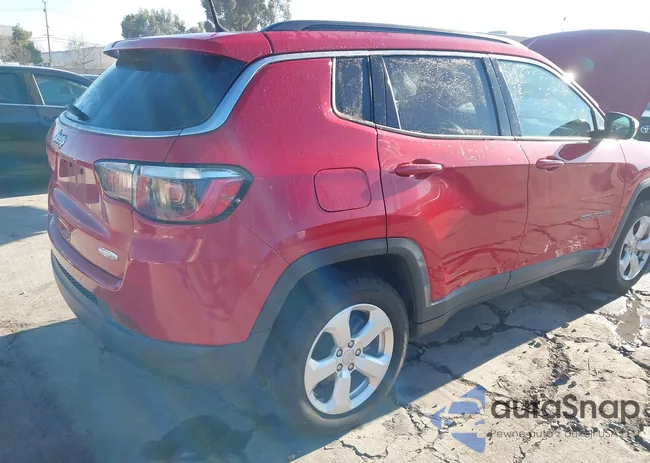 3C4NJDBB3JT222318: 44141393