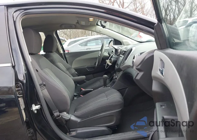 1G1JC6SH1G4127238: 44142510