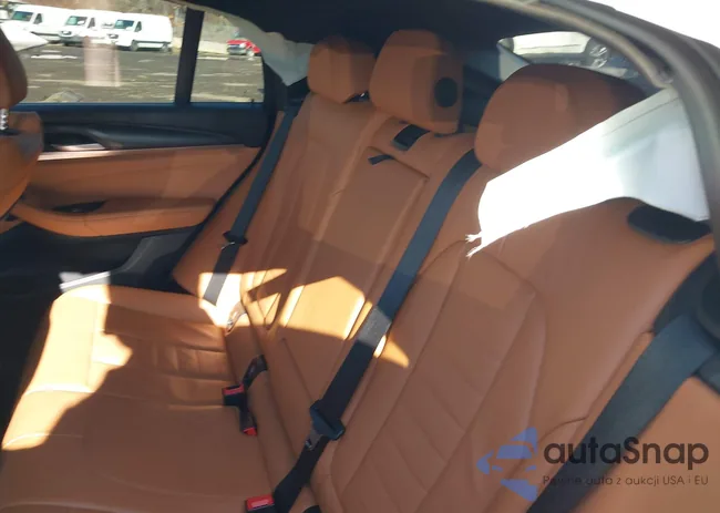 5UX33DT09P9P80799: 44142570