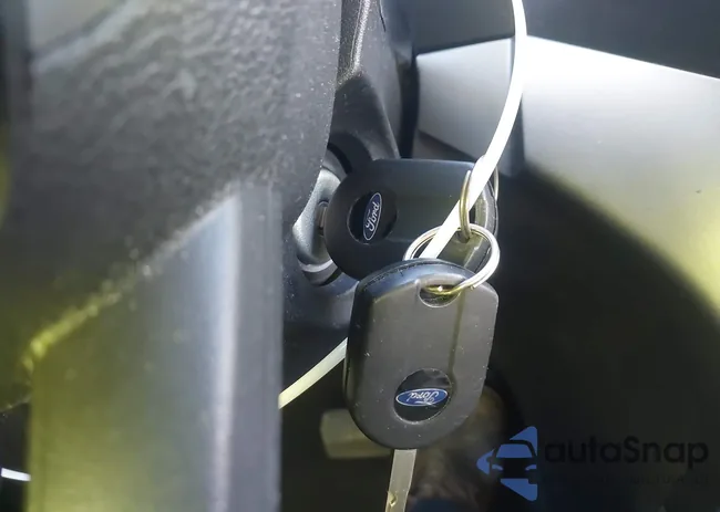 1FMCU9GD3HUC41453: 44142592