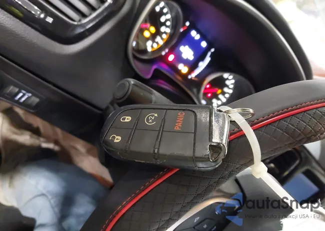 3C4NJDBB6LT139601: 44142674