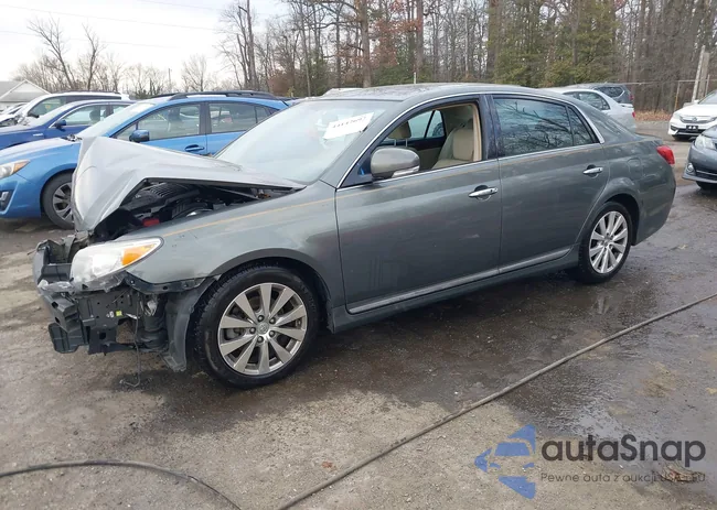 4T1BK3DB5BU403933: 44142692