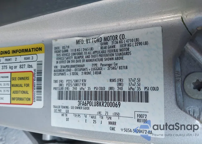 3FA6P0LU8KR200069: 44142718