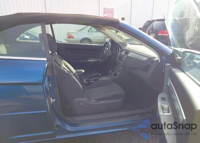 1C3BC5ED2AN156123: 44142765