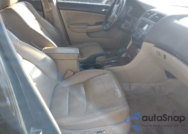 1HGCM66556A030784: 44142909