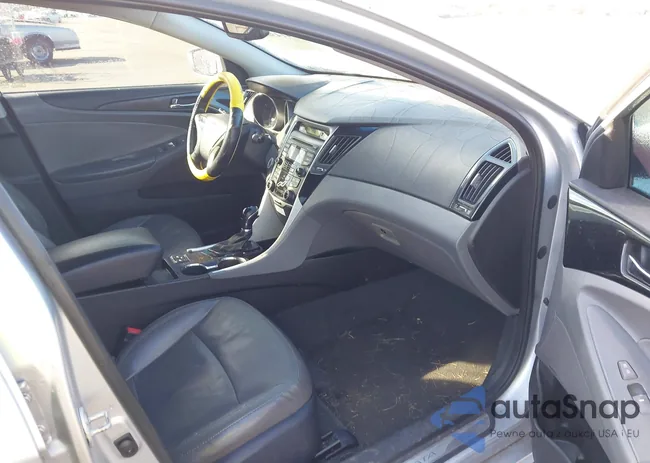 5NPEC4AC3DH735528: 44143015