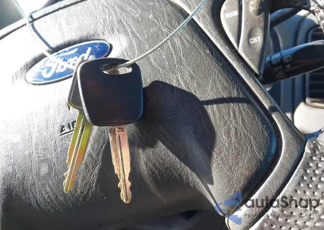 1FMCU04132KA79686: 44142084