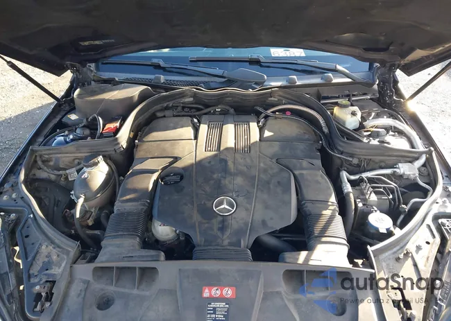 WDDKJ6HB0GF319667: 44142088