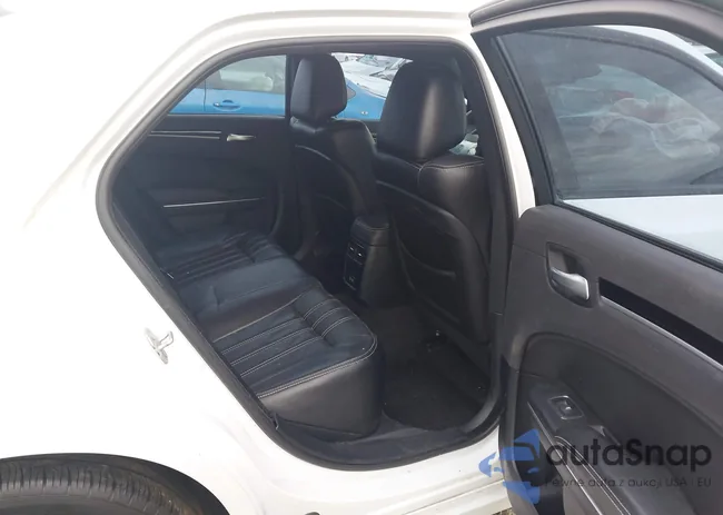 2C3CCAGG3JH226564: 44142137