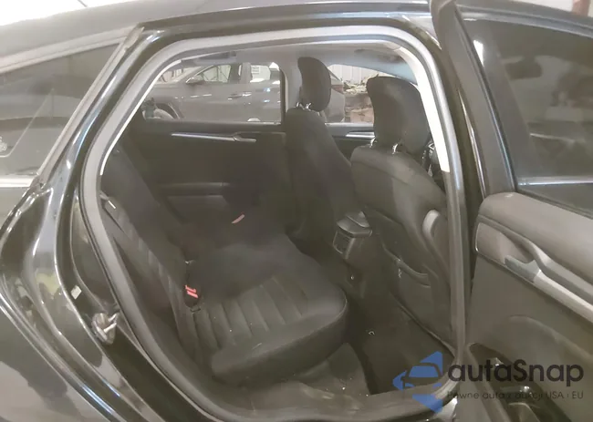 3FA6P0H79DR180159: 44142159