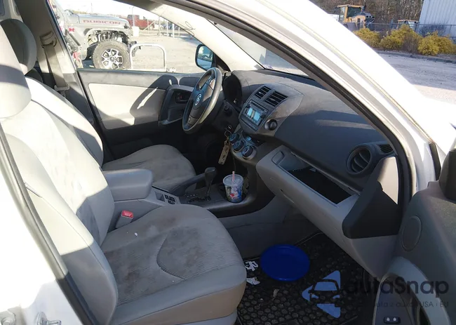 2T3BF4DV7CW230199: 44142206