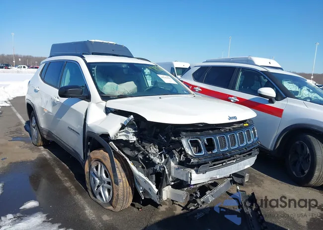 3C4NJDAB7KT646684: 44142223